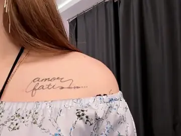 MelinaPoncio  live sex cam