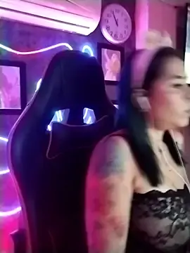Shantal241  live sex cam