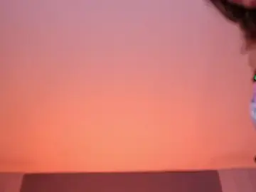 ValeryNova  live sex cam
