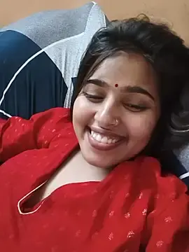 Cute-Simmi69  live sex cam