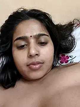 Cute-Simmi69  live sex cam