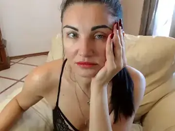 Karina8571  live sex cam
