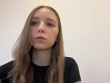 QueenBalensiefen  live sex cam