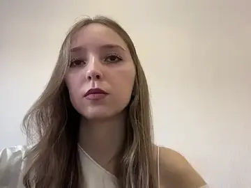 QueenBalensiefen  live sex cam