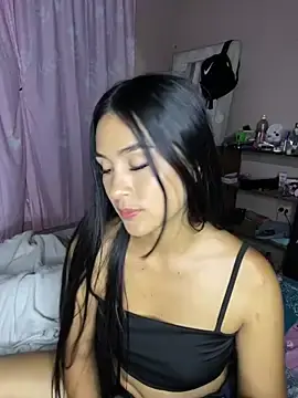 FlaquitaZz12  live sex cam