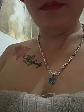 -Tyna_  live sex cam