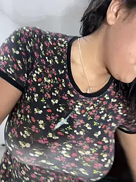 AmandaMarii  live sex cam