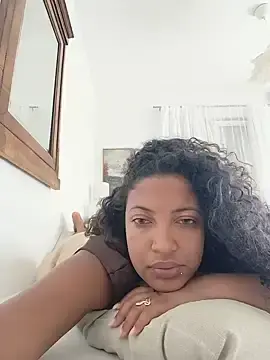 Ayluitsme  live sex cam