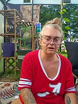 Blondejenn  live sex cam