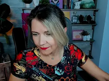 NicoleHitman  live sex cam