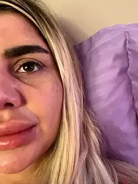Selinacraz  live sex cam
