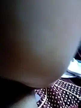 Babitadelhiqueen  live sex cam