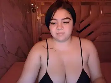 Luna__r_  live sex cam