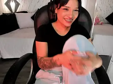 Renee_shelby_  live sex cam