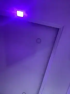 Shery_milk  live sex cam