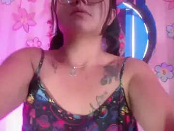 Vitoria23_  live sex cam