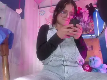 Vitoria23_  live sex cam