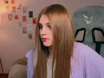 Yourbeautyarya  live sex cam