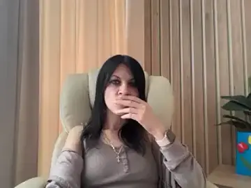 InjaAtHome  live sex cam