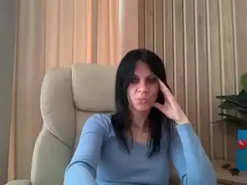 InjaAtHome  live sex cam