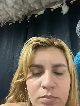 Isabella_f_w  live sex cam