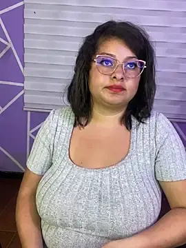 MiiaaJoness  live sex cam