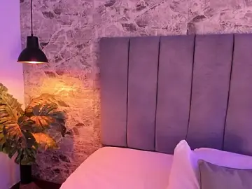 Moon__kittyy  live sex cam