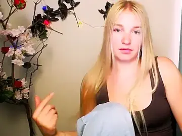 Queen_ofLove  live sex cam