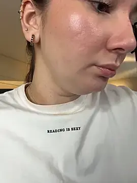 Ava_blue  live sex cam