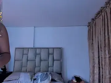 BrianaGuzman  live sex cam