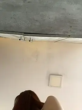 AryCoral555  live sex cam
