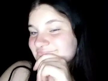 BeatriceMolands  live sex cam