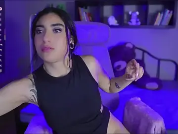 Emma_Lirys  live sex cam