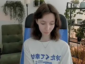 EmmanuellBrown  live sex cam