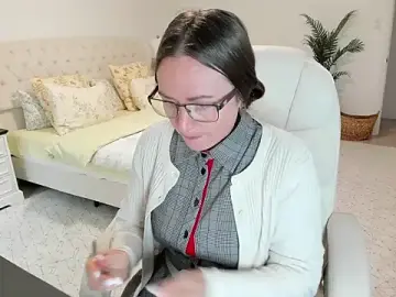 Vika73  live sex cam