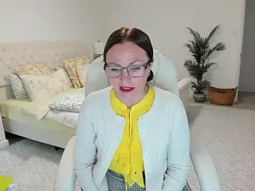 Vika73  live sex cam