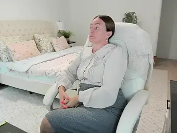 Vika73  live sex cam