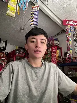 Nico_18x  live sex cam