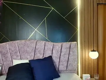 CristalMiilf  live sex cam