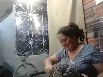 Rennattaa  live sex cam