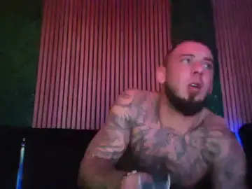 Elitecouple666  live sex cam