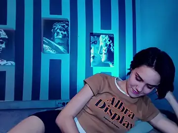 Onaloon  live sex cam