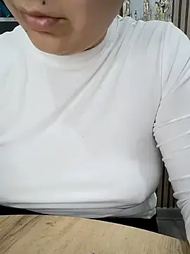 Emilyhomegirl1  live sex cam