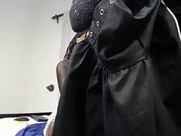 KinkQueenLove  live sex cam
