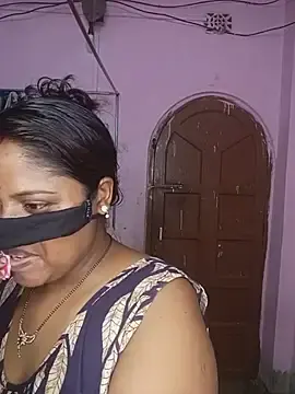 V-Queen-Sohana  live sex cam