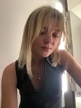 ValenciaShock  live sex cam