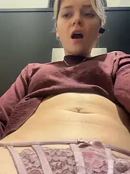 ValenciaShock  live sex cam
