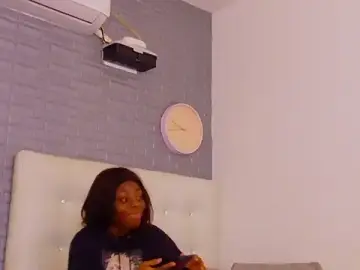 Pervert_shydoll1  live sex cam