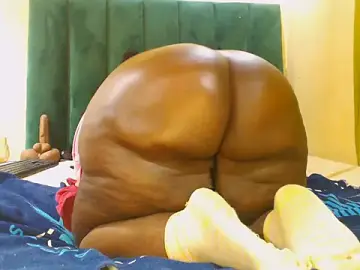 Sexybigasss  live sex cam