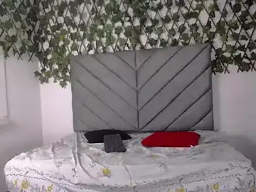 Vmadeleynper  live sex cam